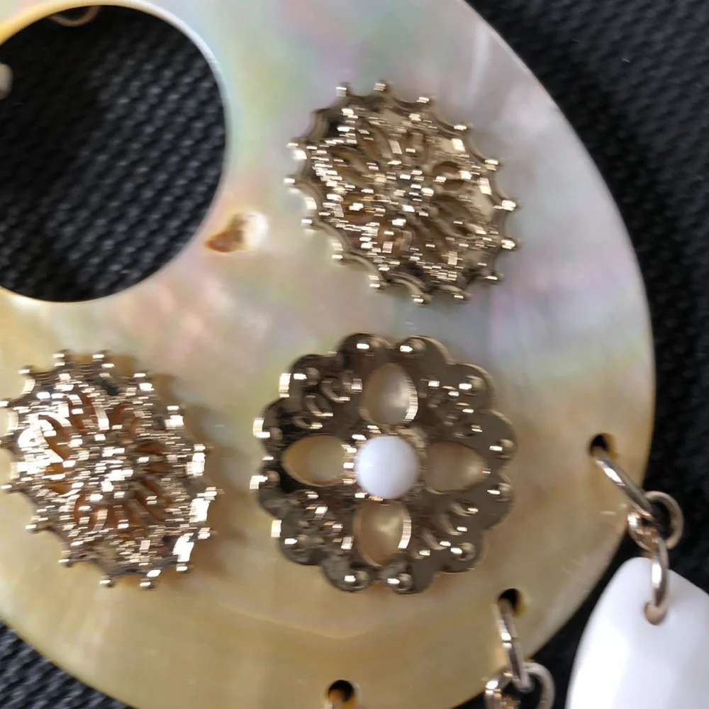 Vintage Necklace- Beads/Mother of Pearl/Faux/Silver Unique Chain - Picture 17 of 17